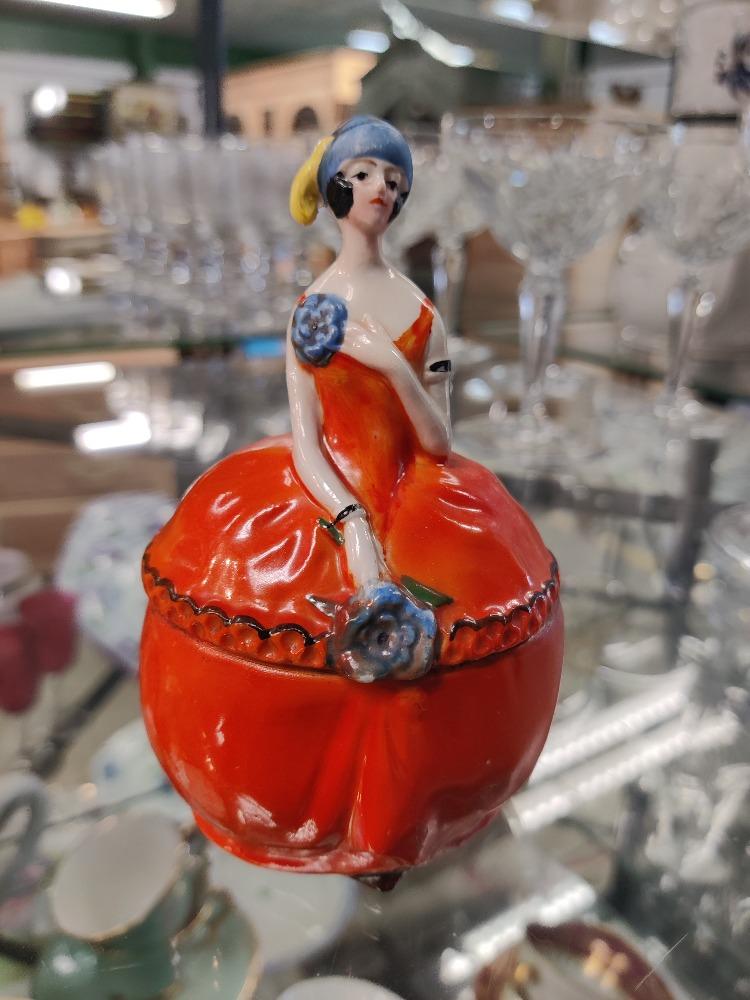 Boîte art déco 